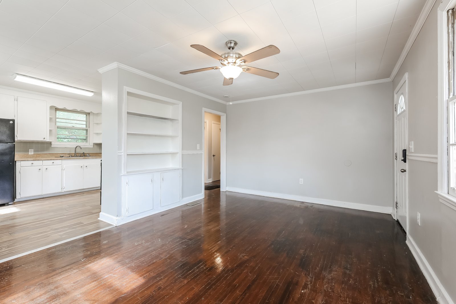 Building Photo - 1405 Benjamin St