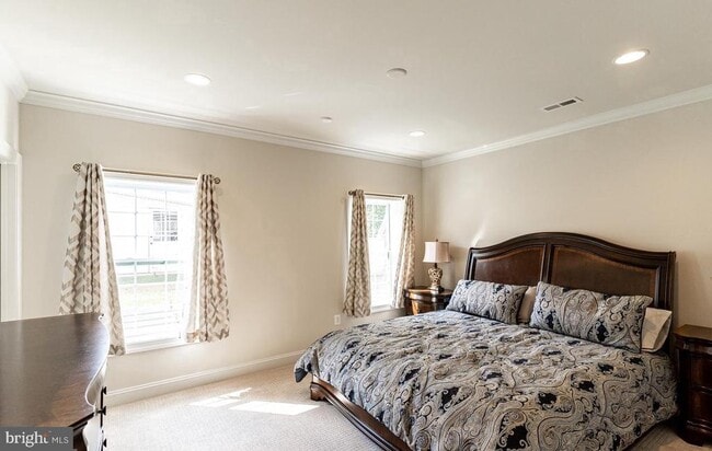 Building Photo - 6626 Ivy Hill Dr