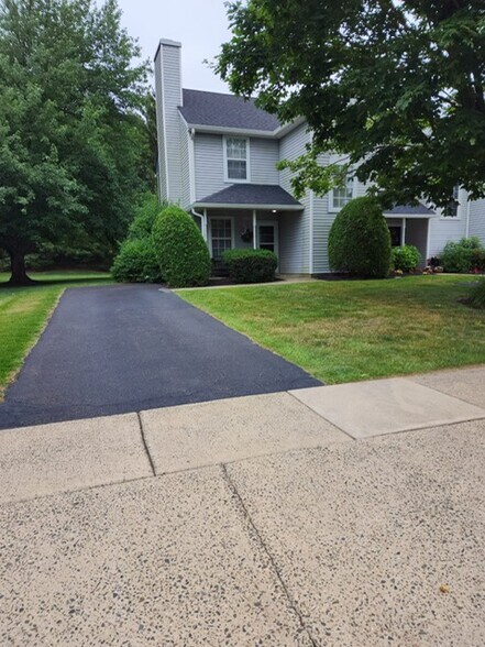 Building Photo - 11 Craig Ct