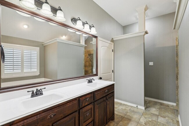 Building Photo - 7509 Bunker Ct
