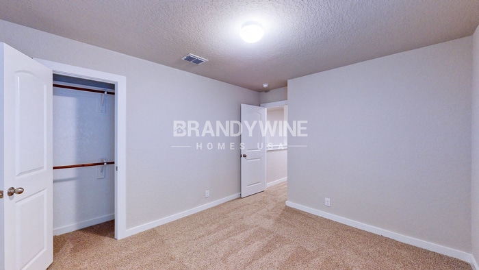 Building Photo - 10406 Ida Gdn Wy