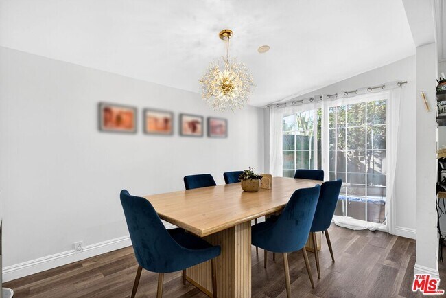 Building Photo - 6257 Bluebell Ave