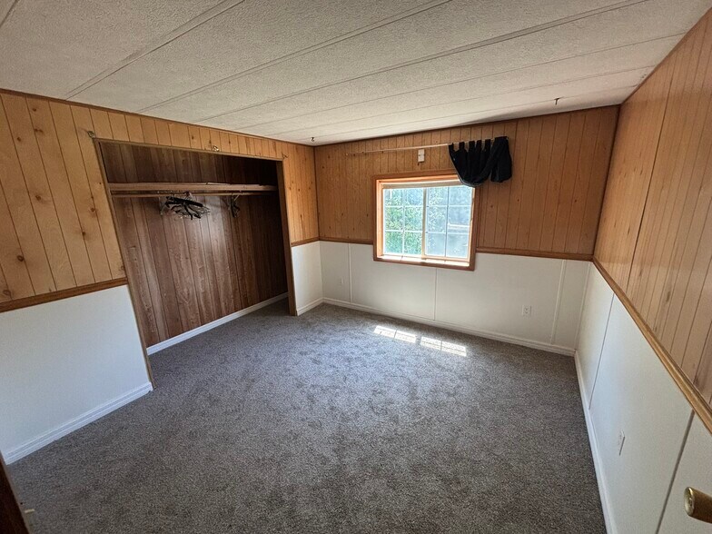 Building Photo - 1162 N 1340 E
