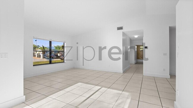 Building Photo - 16110 SW 300th St