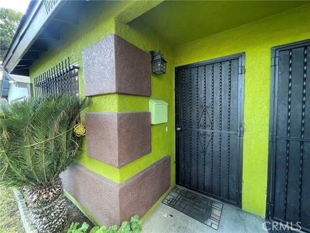 Building Photo - 10802 Grape St