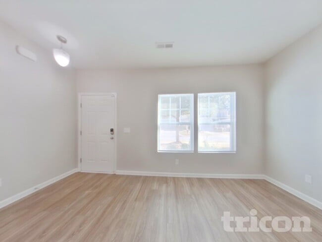 Building Photo - 1069 Joselynn Drive