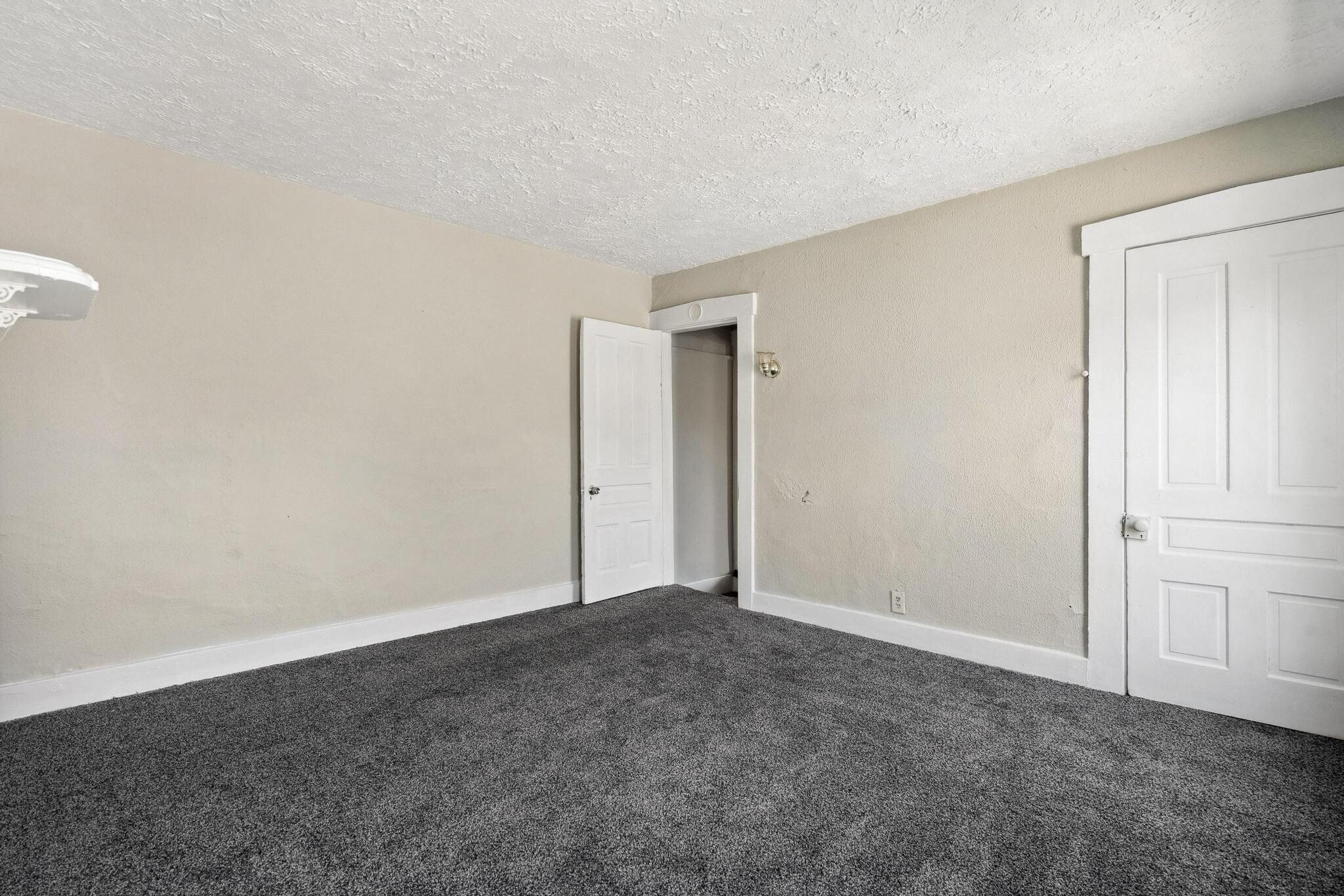 Building Photo - 56 S Horton St