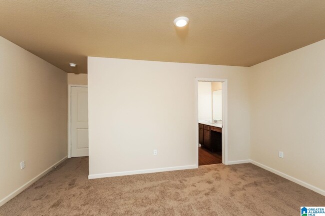 Building Photo - 6489 Rainbow Row