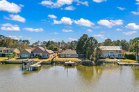 Building Photo - 3876 Paradise Bay Dr