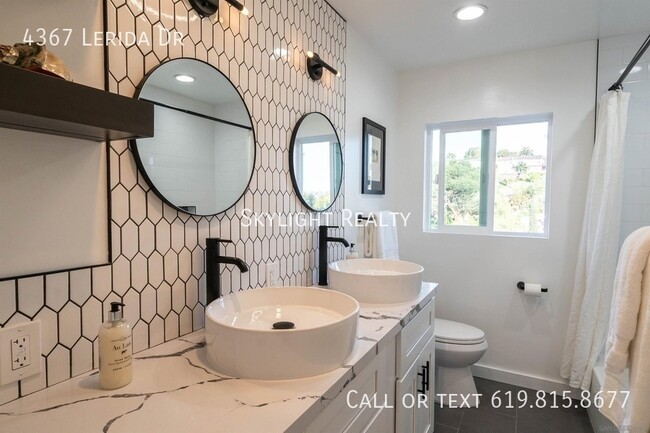 Building Photo - 4367 Lerida Dr
