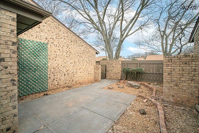 Building Photo - 2824 Mill Valley Dr