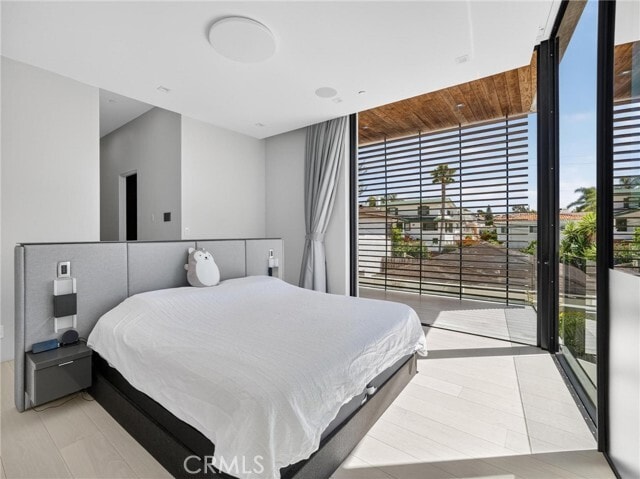 Building Photo - 703 N Lucia Ave