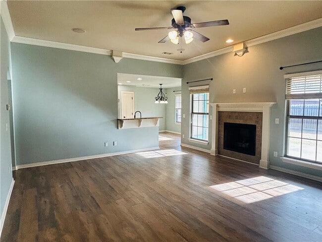 Building Photo - 1209 SW Eventide St