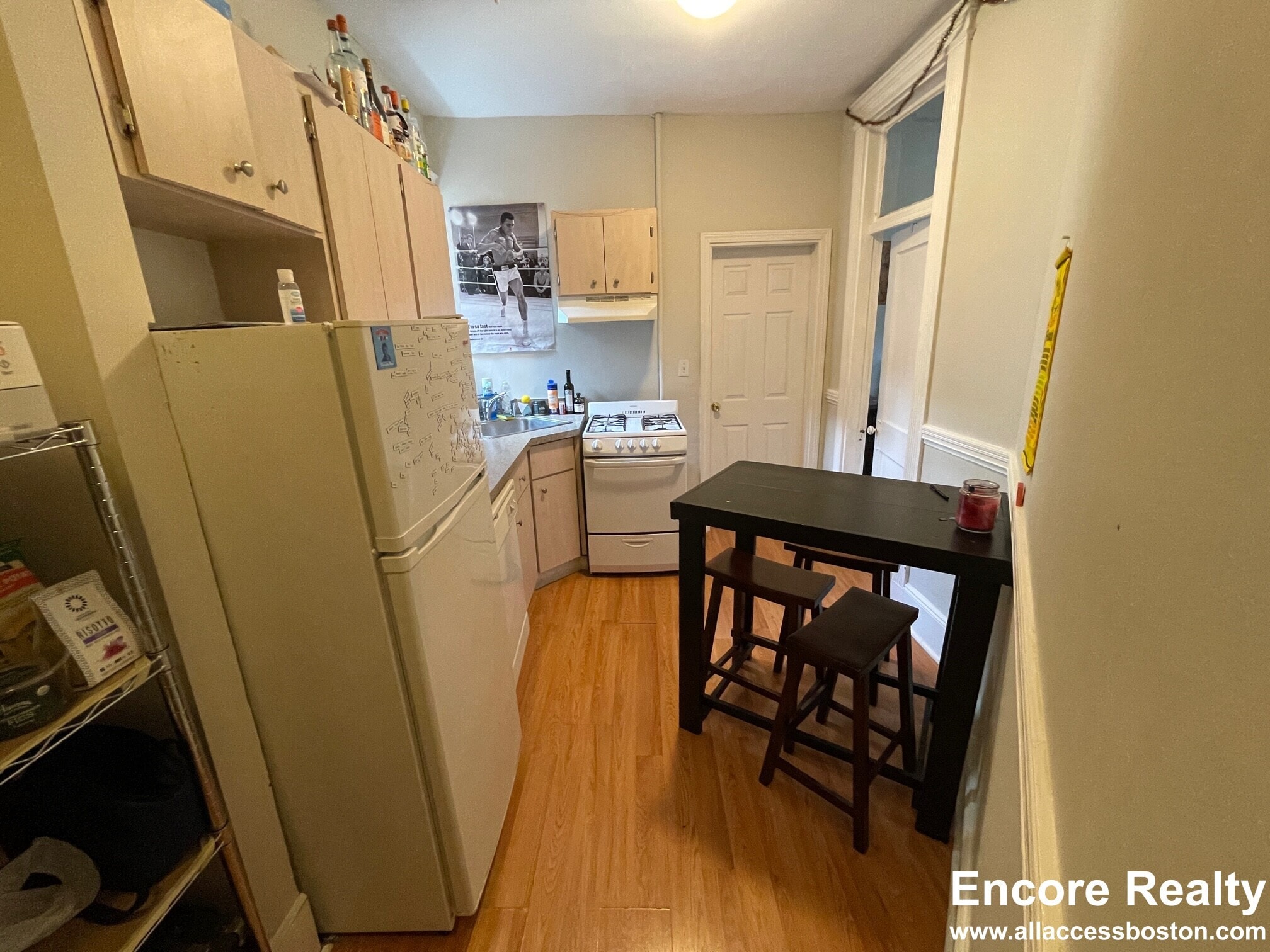 Building Photo - 38 Hemenway St