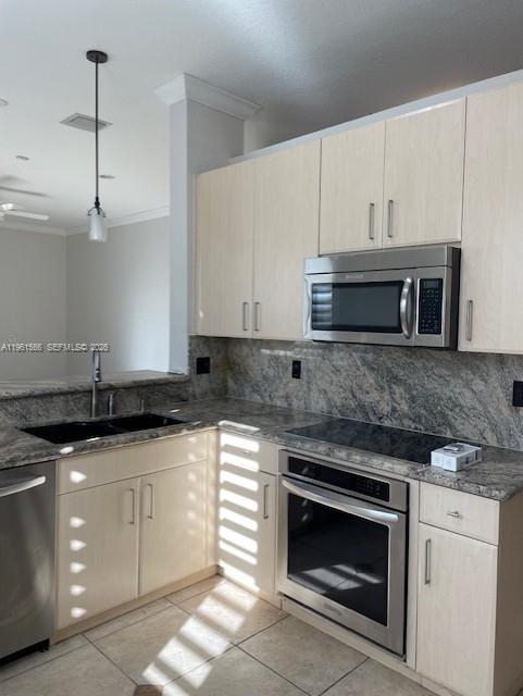 Building Photo - 1538 Winterberry Ln