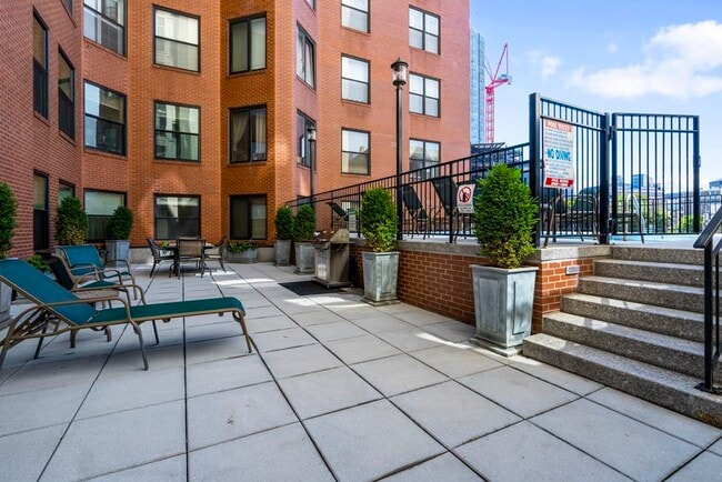 Building Photo - 390 Commonwealth Ave