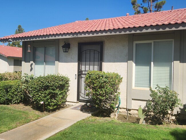 Building Photo - 48207 Garbo Dr