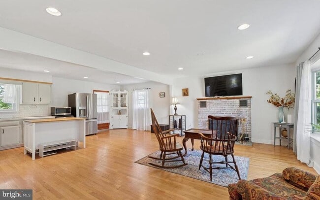 Building Photo - 3334 Germantown Pike