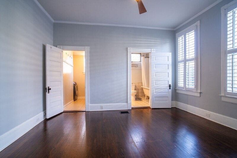 Building Photo - 758 Lake Ave NE