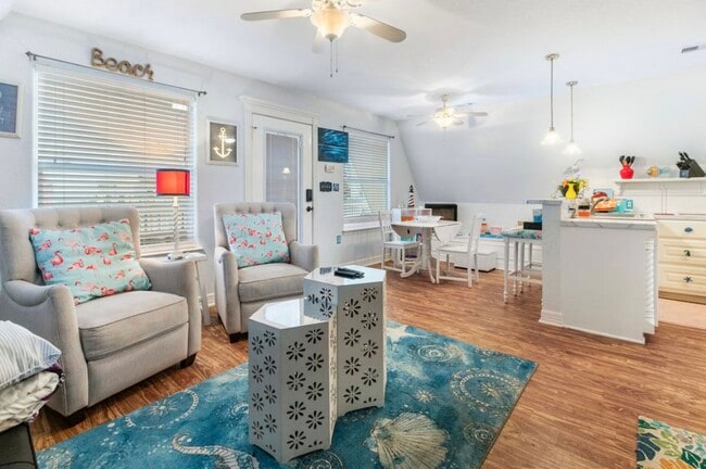 Building Photo - 222 Sandpebble Pl