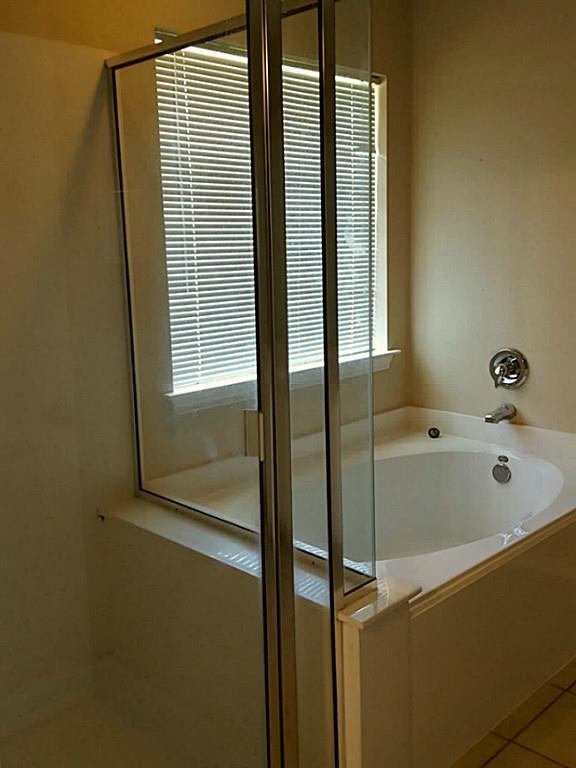 Building Photo - 111 Gallery Cove Ct