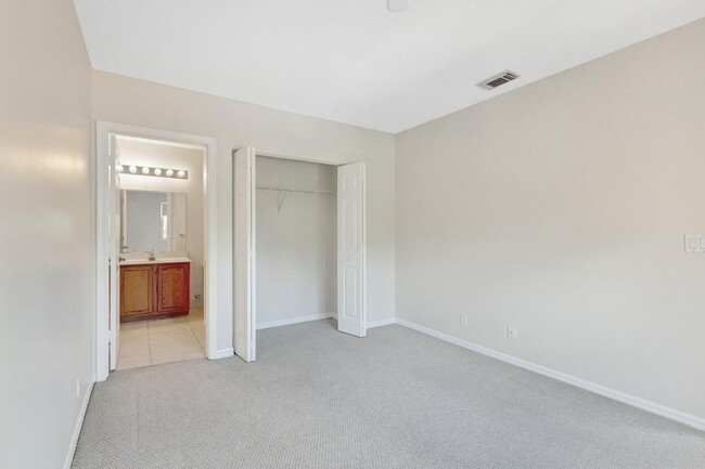 Building Photo - 1713 Arezzo Cir