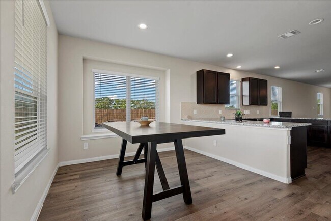 Building Photo - 5639 Brooklyn Rose Dr