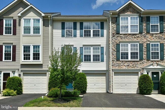 Building Photo - 401 Jene Ct