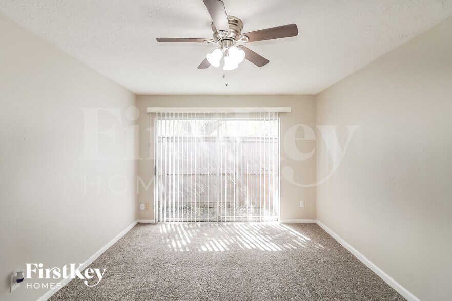 Building Photo - 7311 Las Brisas Dr