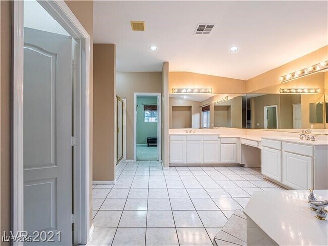 Building Photo - 268 Copper Glow Ct