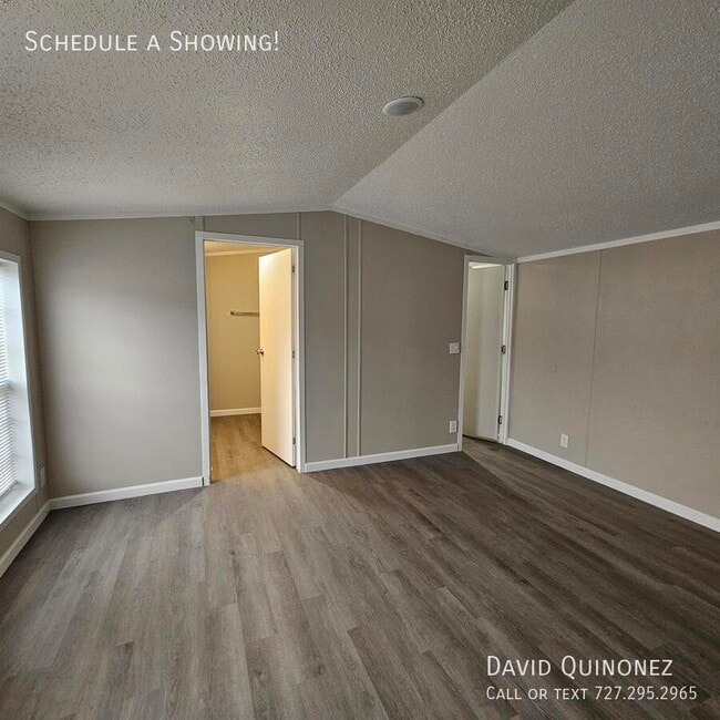 Building Photo - 5514 Kelso-