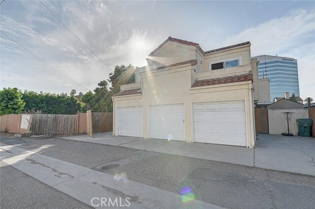 Building Photo - 15151 Columbia Ln