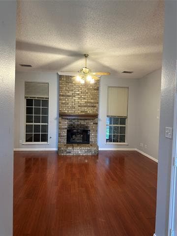Building Photo - 1736 Marian Ln