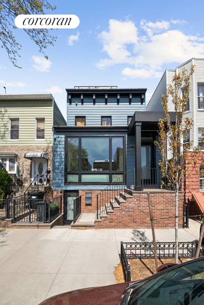 Primary Photo - 311 Greenwood Ave