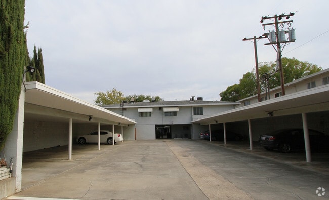Parking - Fuller House