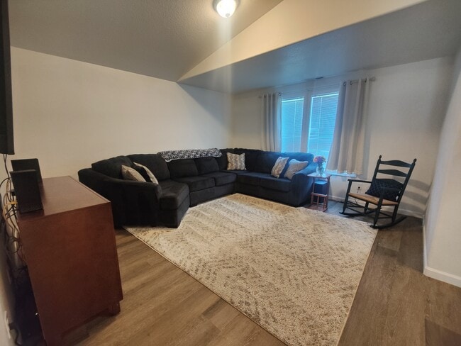 Building Photo - 5310 Arthur Ln