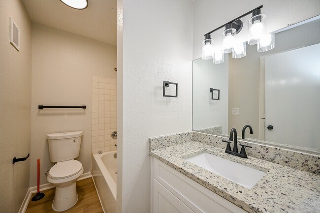 Building Photo - 260 El Dorado Blvd