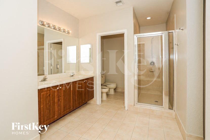 Building Photo - 16436 SW 67th Terrace