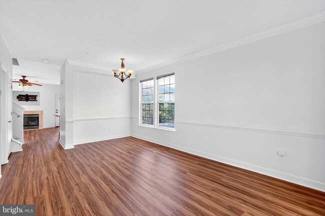 Building Photo - 5015 Leasdale Rd