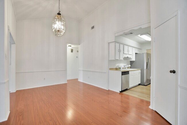 Building Photo - 7619 Lemma Dr