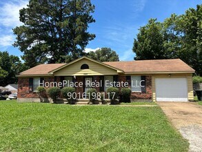 Building Photo - 5083 Applewood Dr