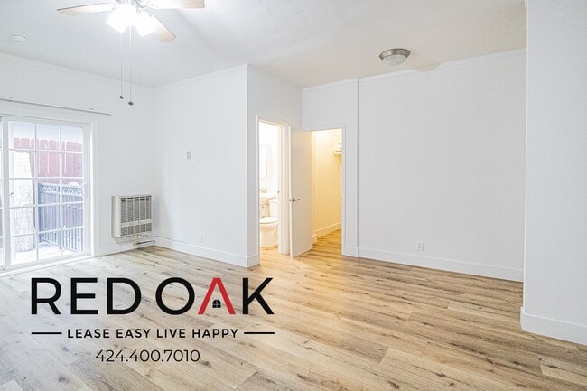 Building Photo - 861 Fedora St