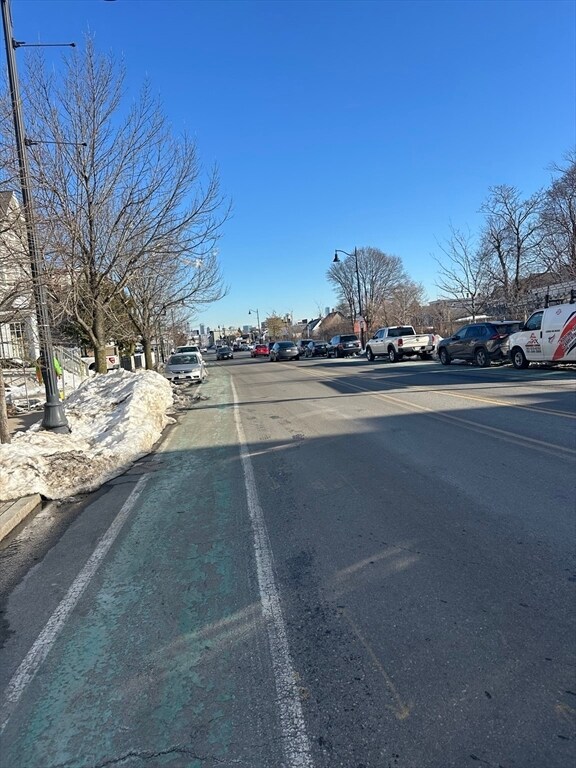 Building Photo - 1 Maple St