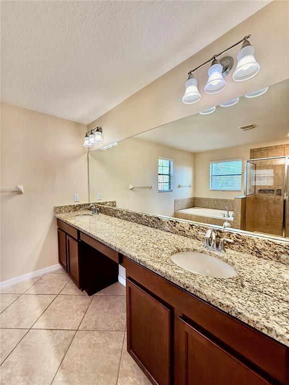 Building Photo - 13242 Wellington Hills Dr