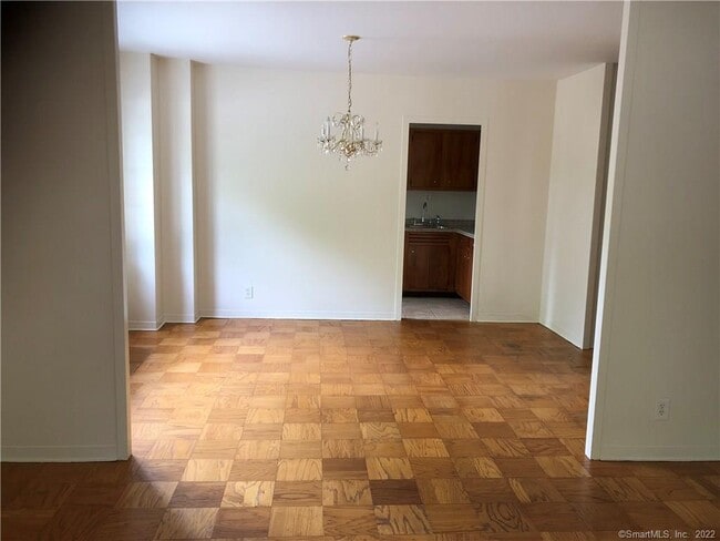 Building Photo - 80 Cartright St