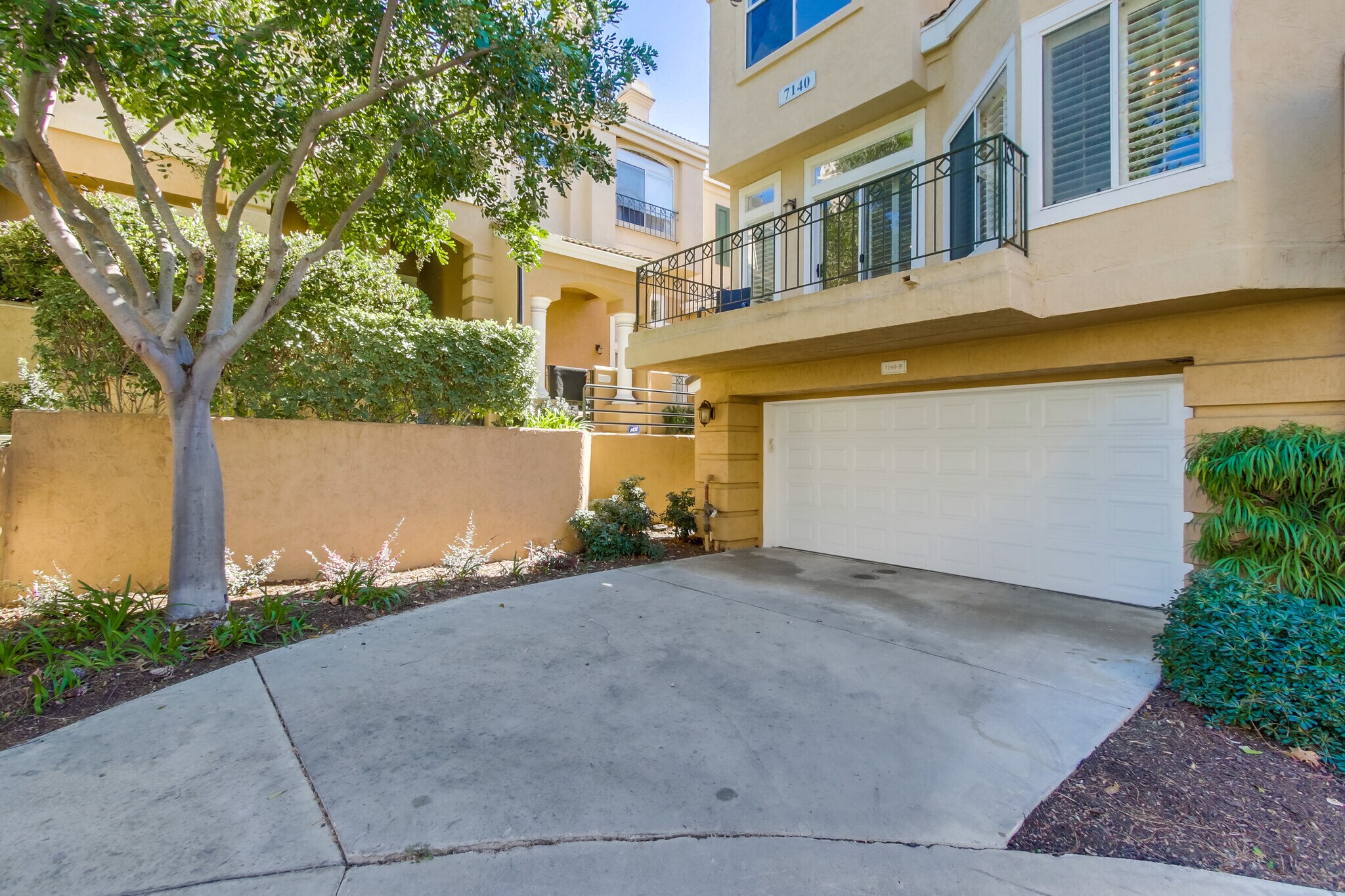 Building Photo - 7140 Calabria Ct