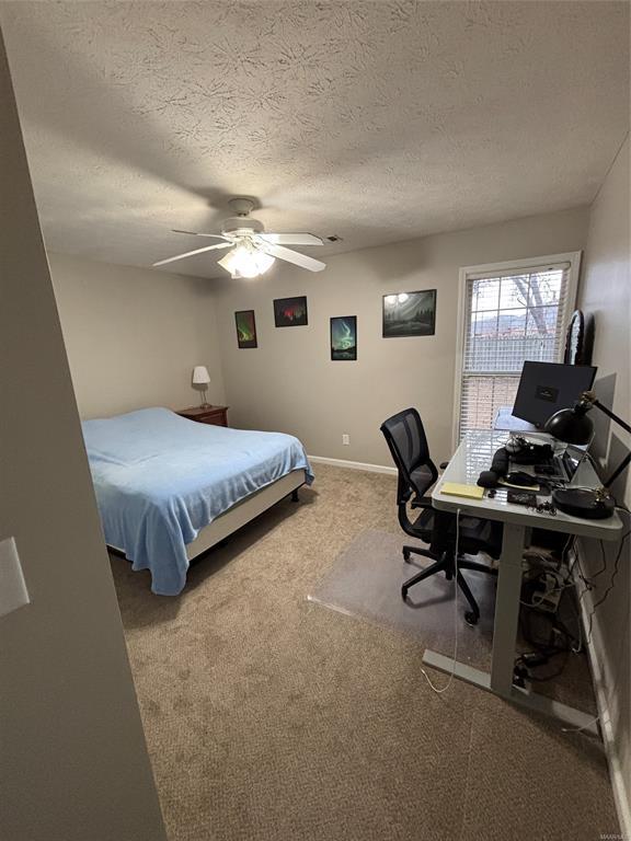 Building Photo - 1136 Hallwood Ln