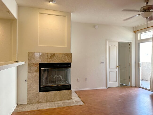 Building Photo - 7400 W Flamingo Rd