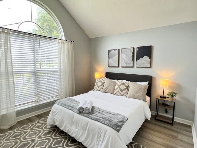 Building Photo - 182 Aquinnah Dr