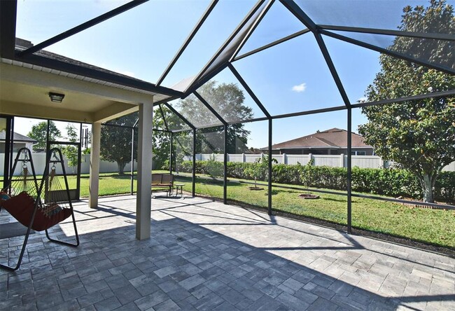 Building Photo - 9732 Royal Vista Ave